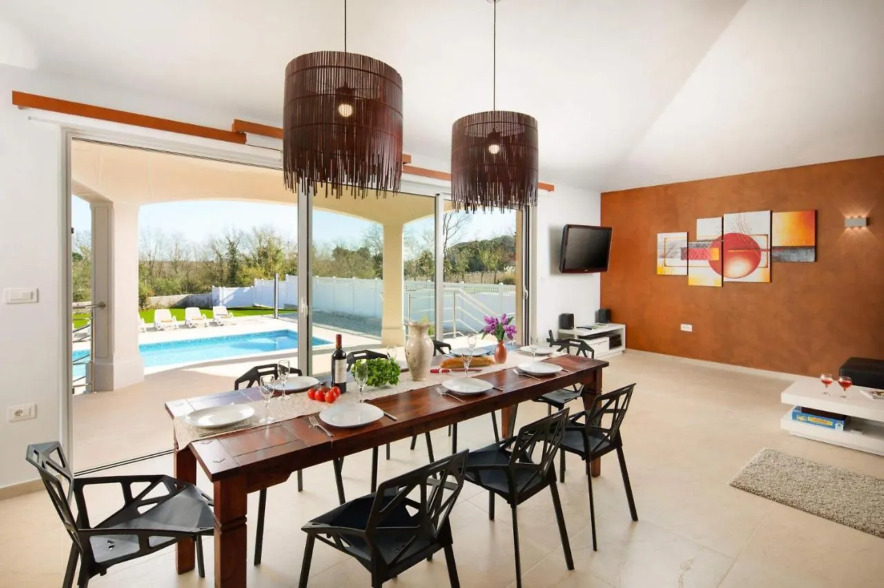 Villa Vivian By Villa Plus Kringa Κροατία